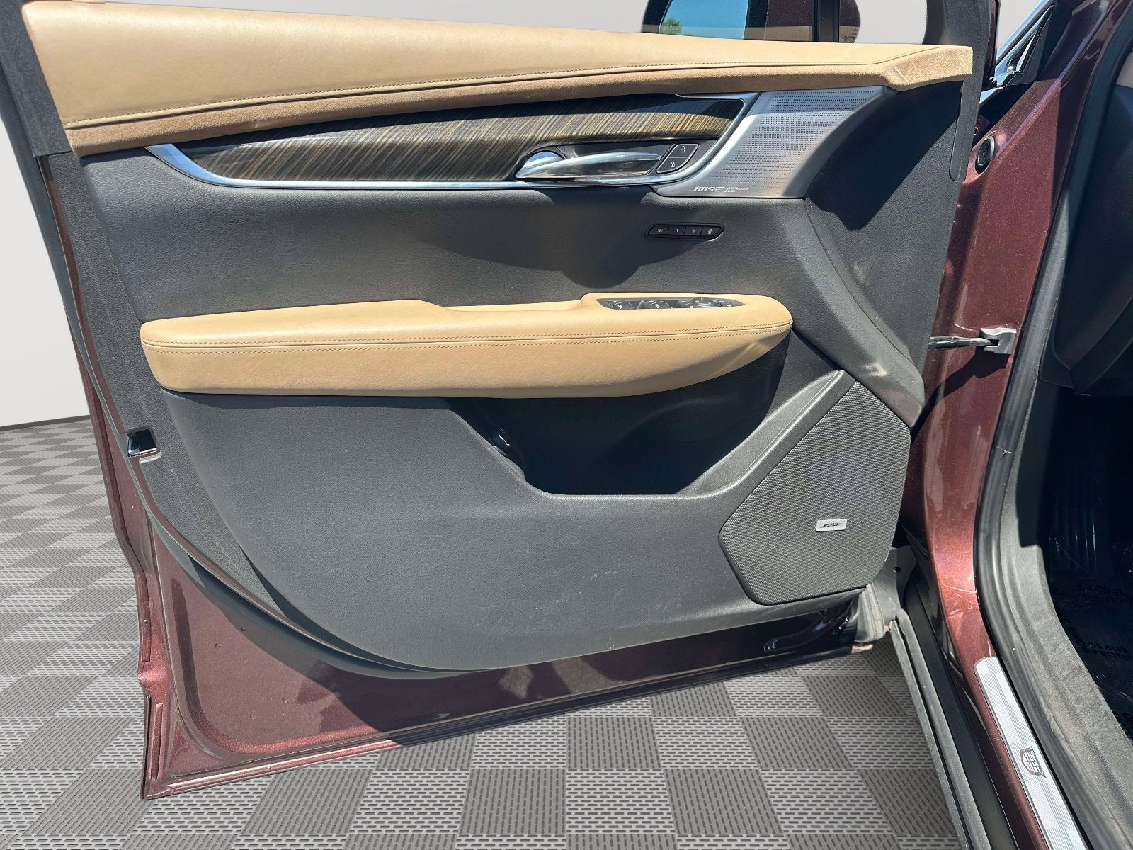 2023 Cadillac XT6 Sport