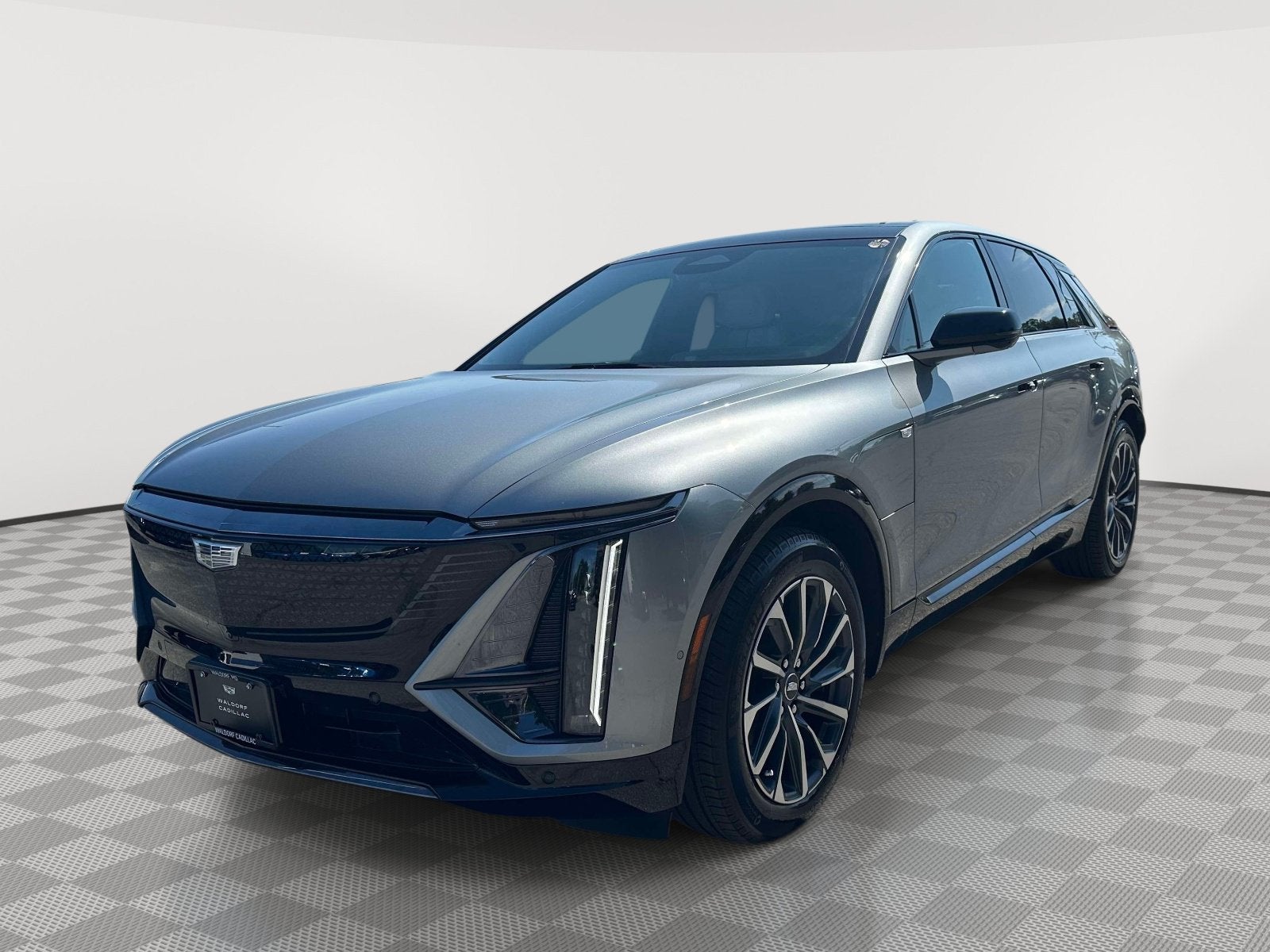 2024 Cadillac LYRIQ Sport 2