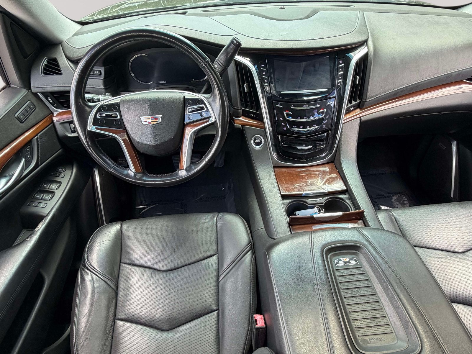 2019 Cadillac Escalade ESV Luxury
