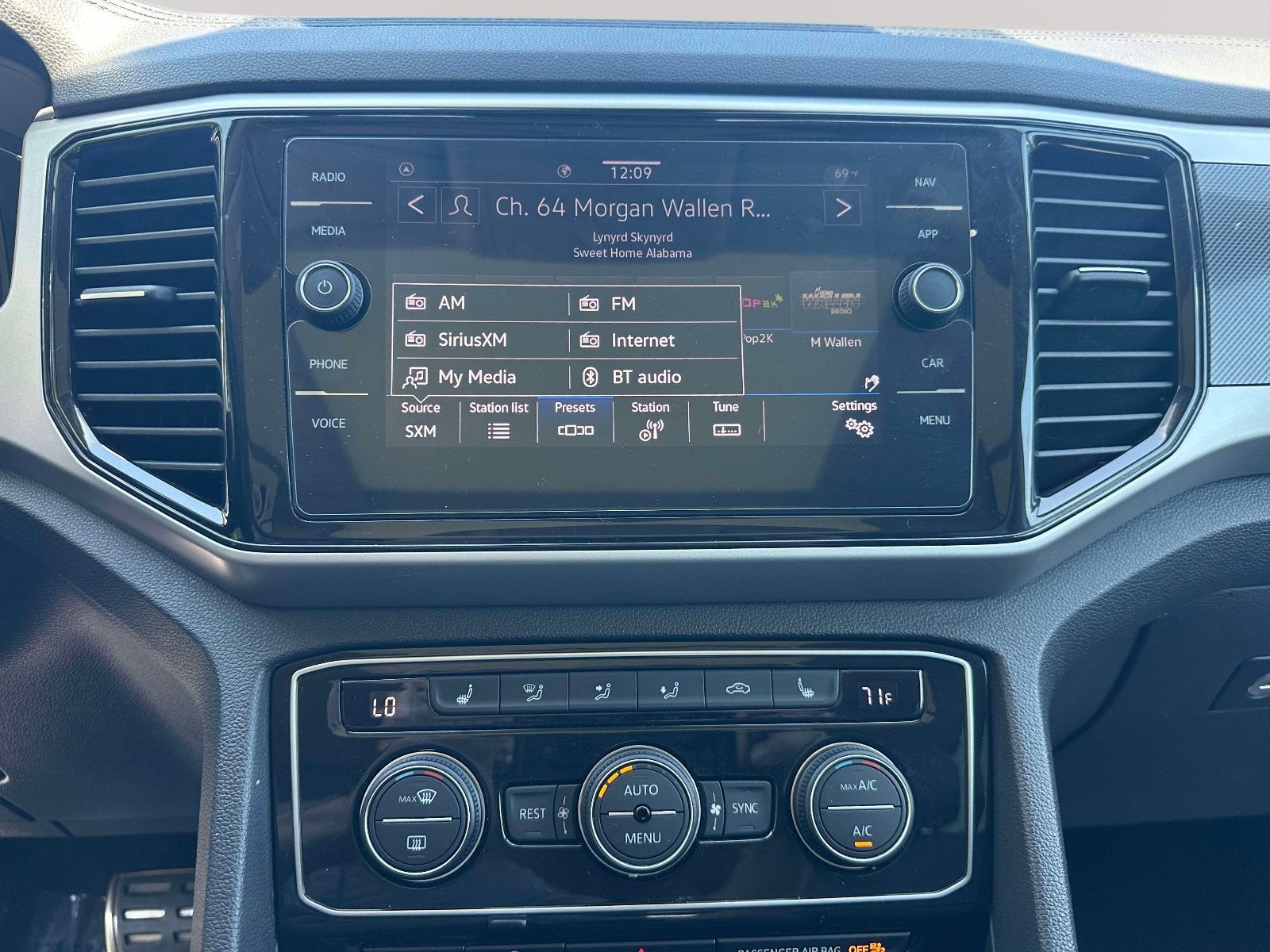 2021 Volkswagen Atlas 3.6L V6 SEL R-Line