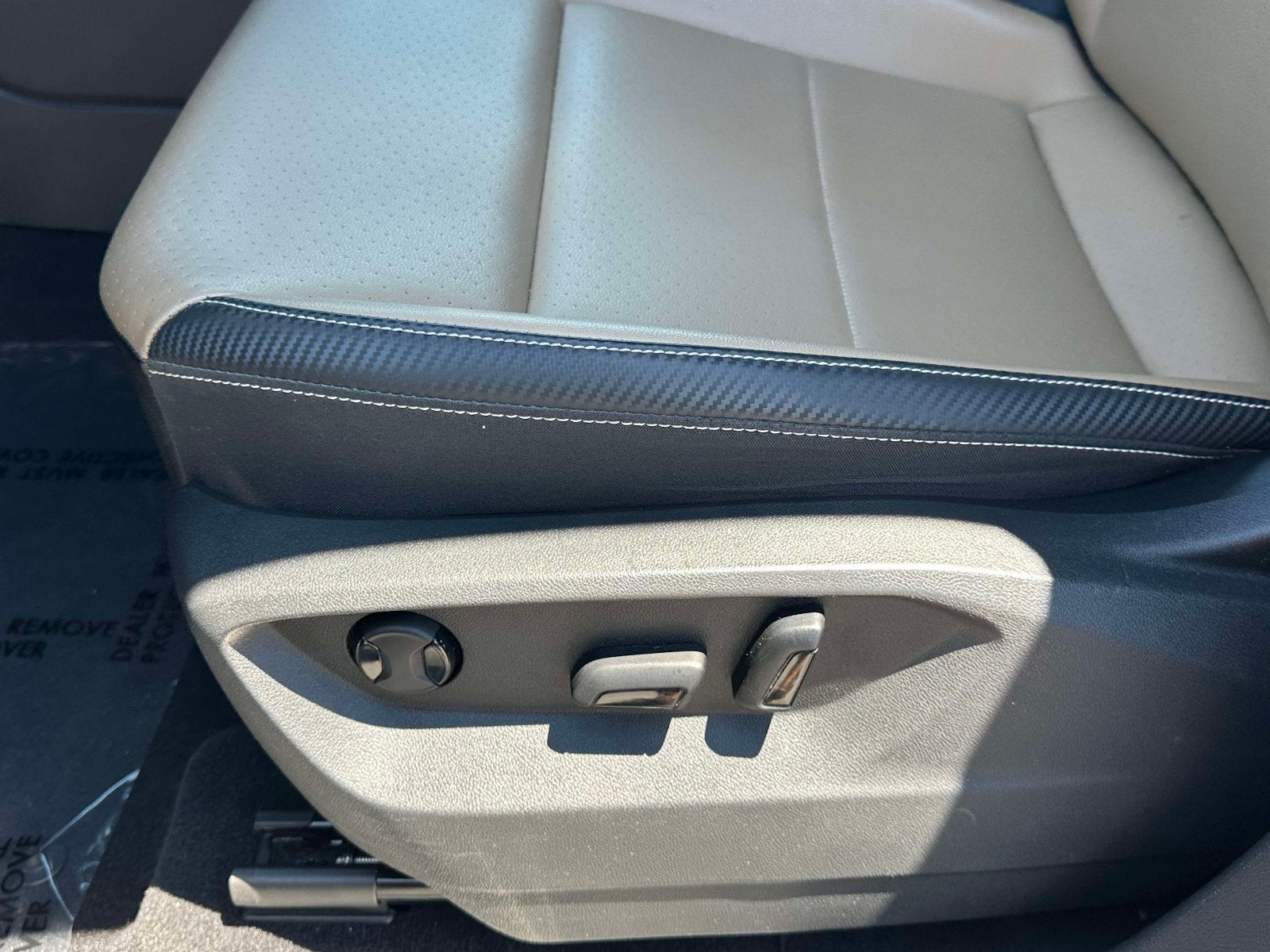 2023 Volkswagen Atlas Cross Sport 2.0T SE w/Technology