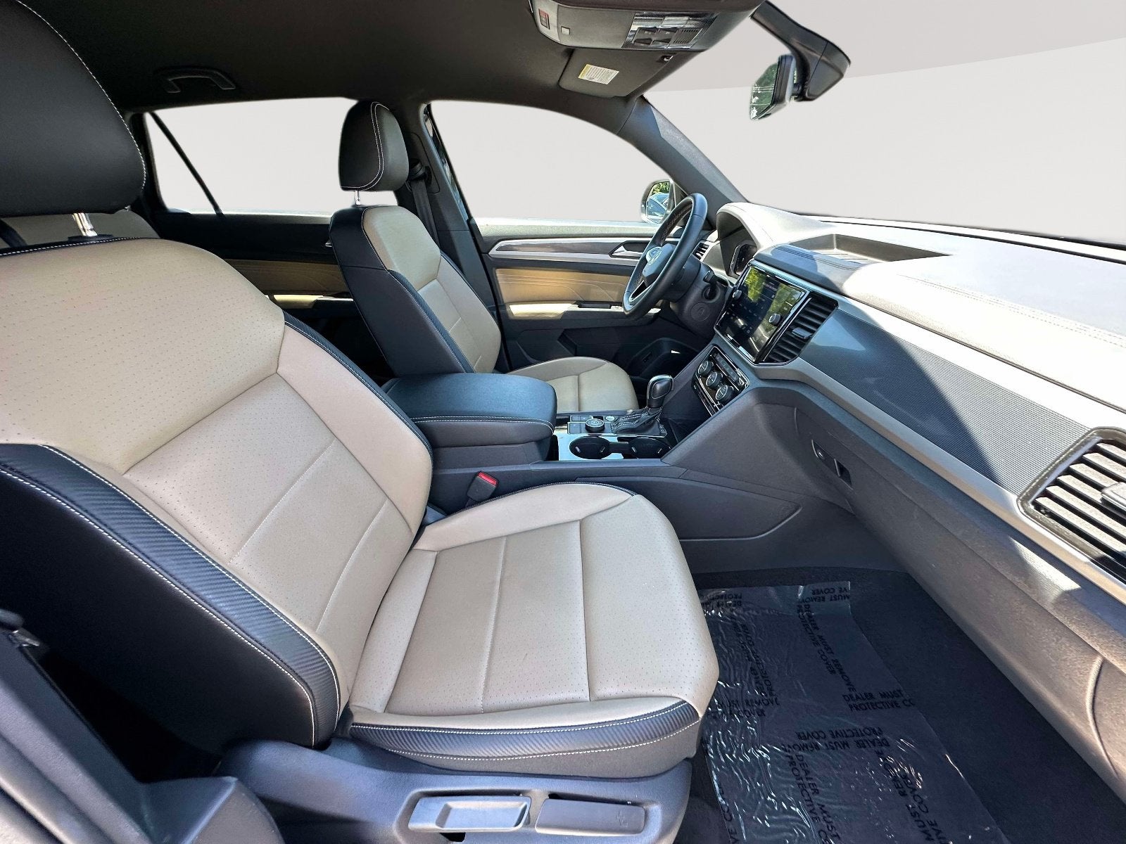 2023 Volkswagen Atlas Cross Sport 2.0T SE w/Technology