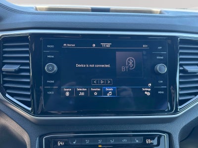 2022 Volkswagen Atlas Cross Sport 2.0T SE w/Technology