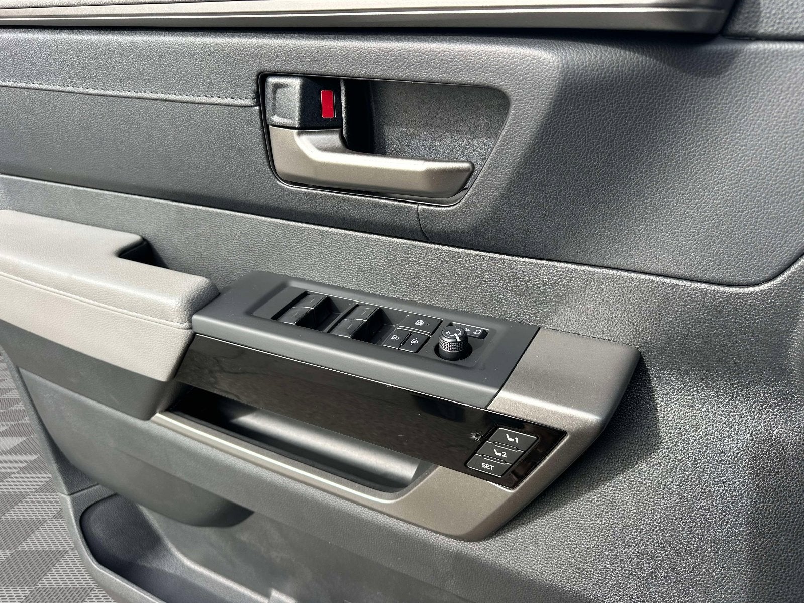 2025 Toyota Tundra 4WD Limited