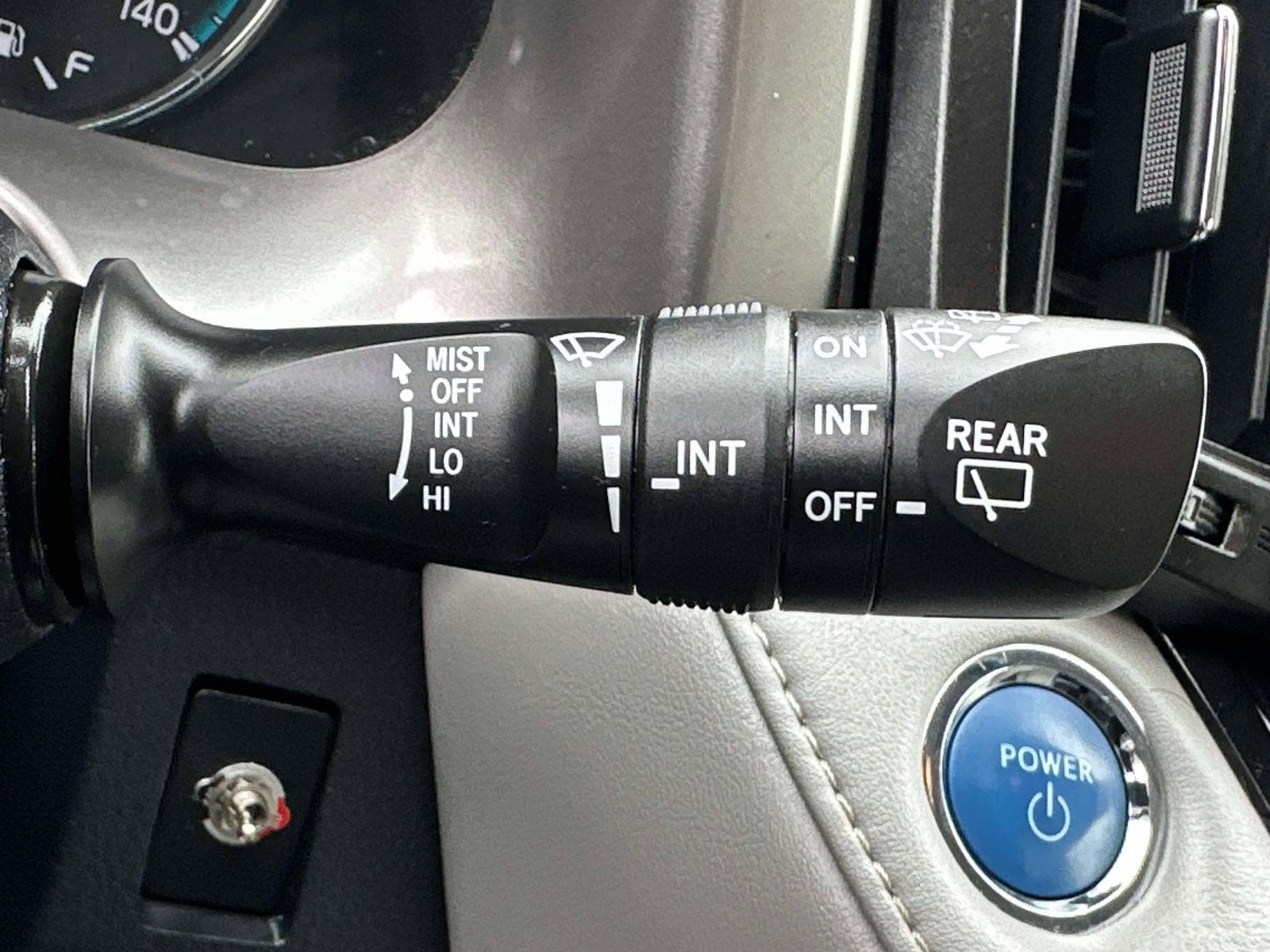 2017 Toyota RAV4 Hybrid Limited