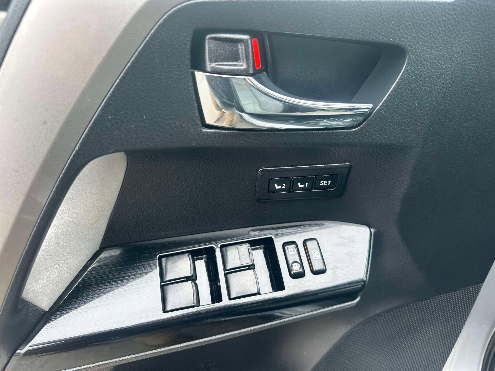 2017 Toyota RAV4 Hybrid Limited