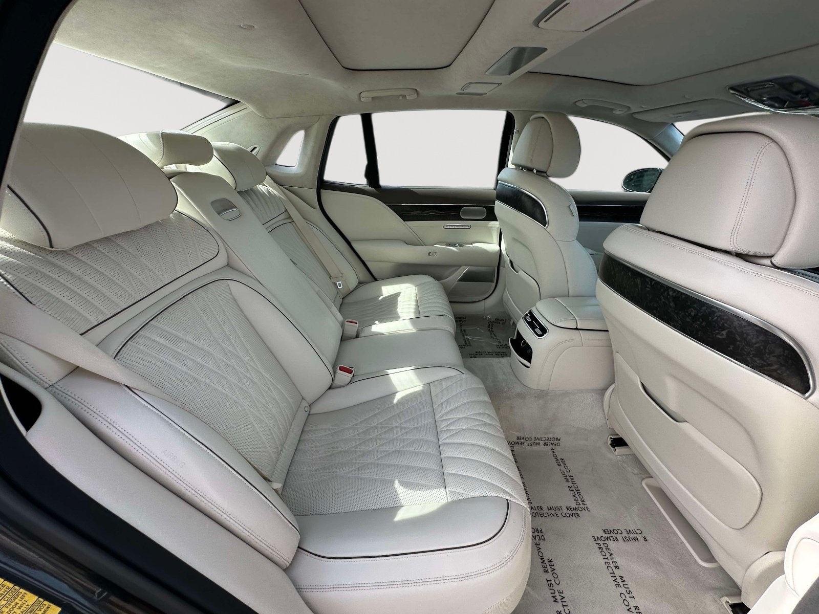 2023 Genesis G90 e-SC