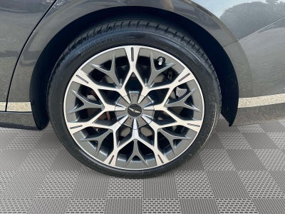 2023 Genesis G90 e-SC