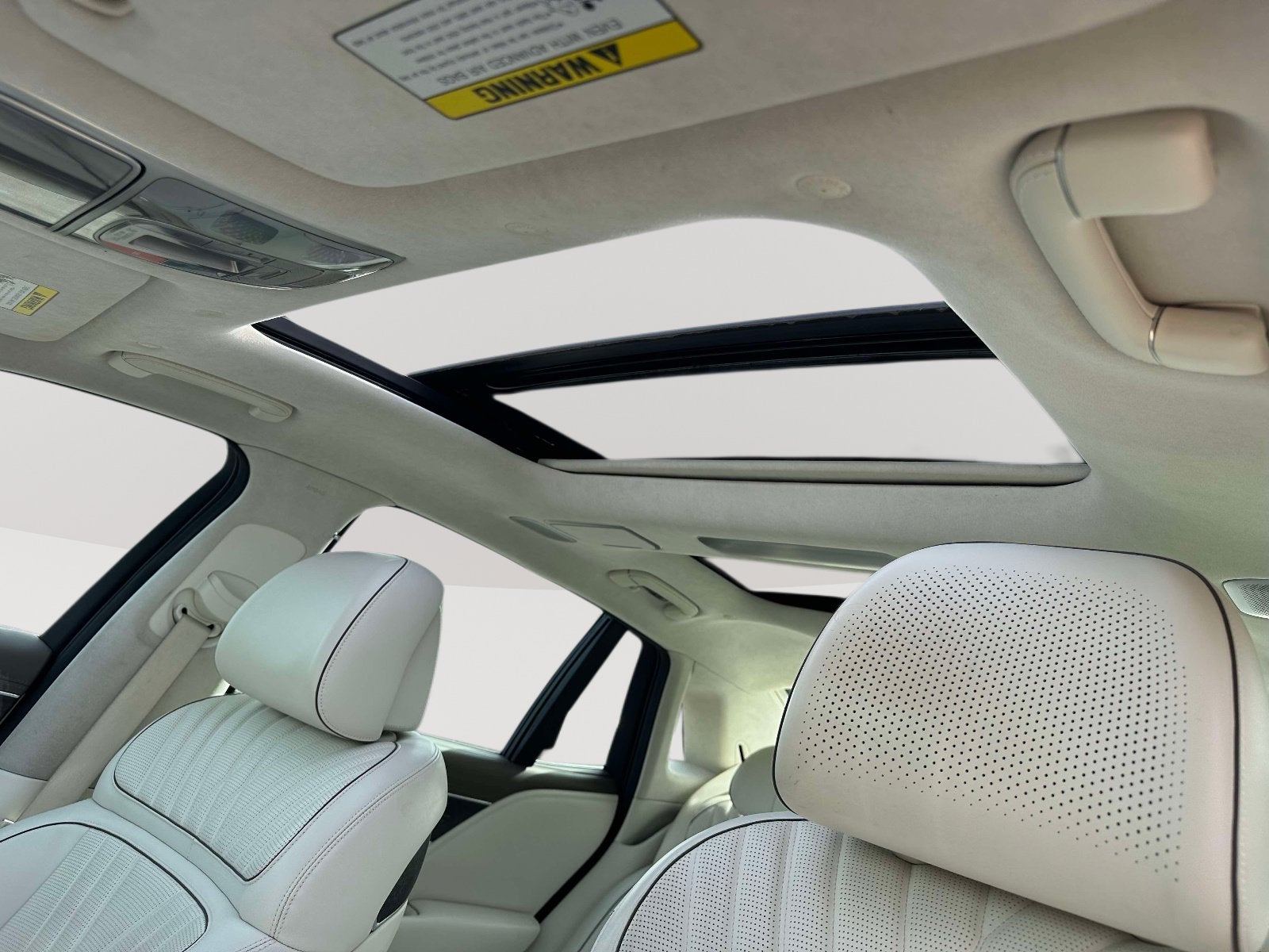 2023 Genesis G90 e-SC