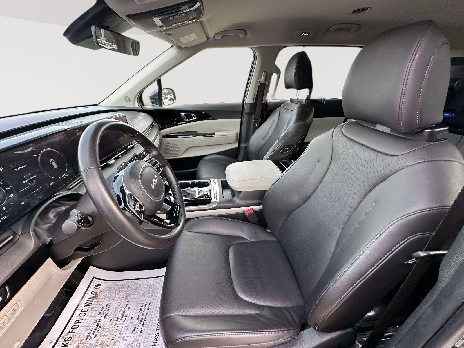 2024 Kia Carnival SX