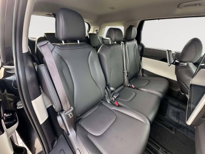 2024 Kia Carnival SX