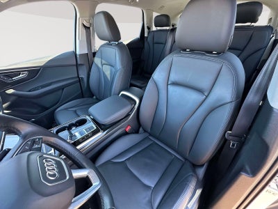 2022 Audi Q7 Premium Plus