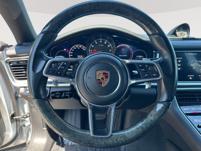 2018 Porsche Panamera Base
