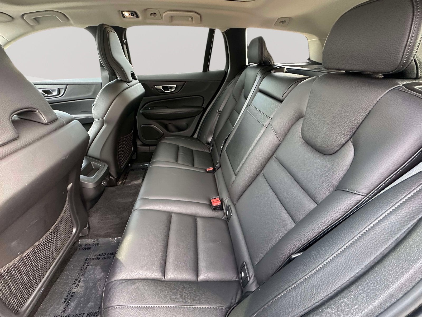 2021 Volvo V60 Cross Country Base