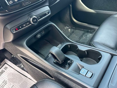 2022 Volvo XC40 Momentum