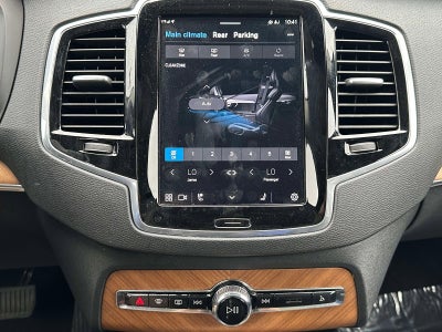 2024 Volvo XC90 Plus Bright Theme