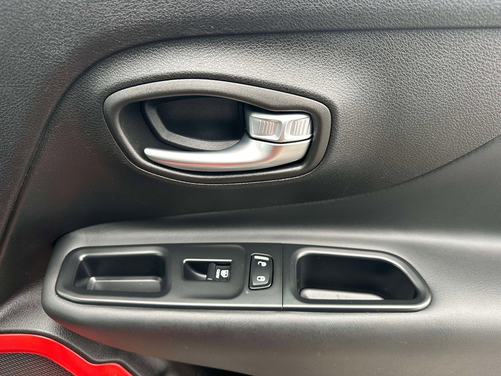 2017 Jeep Renegade Trailhawk