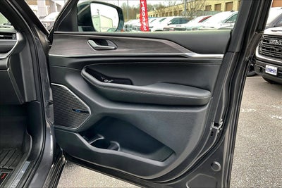 2023 Jeep Grand Cherokee 4xe Overland