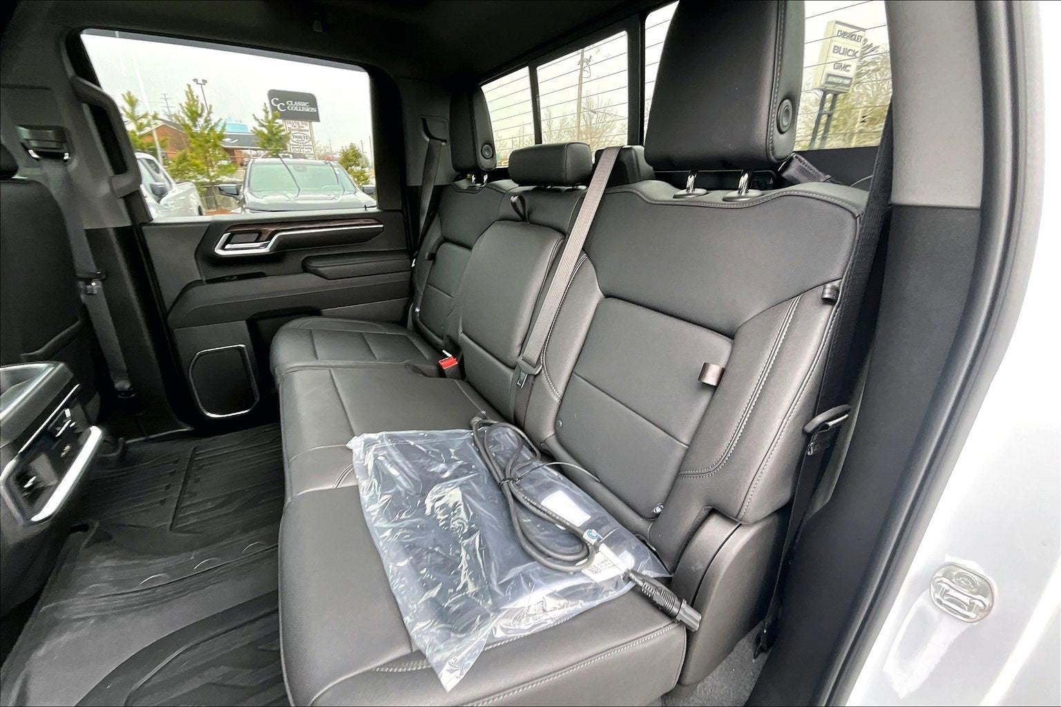 2025 GMC Sierra 3500 HD SLT