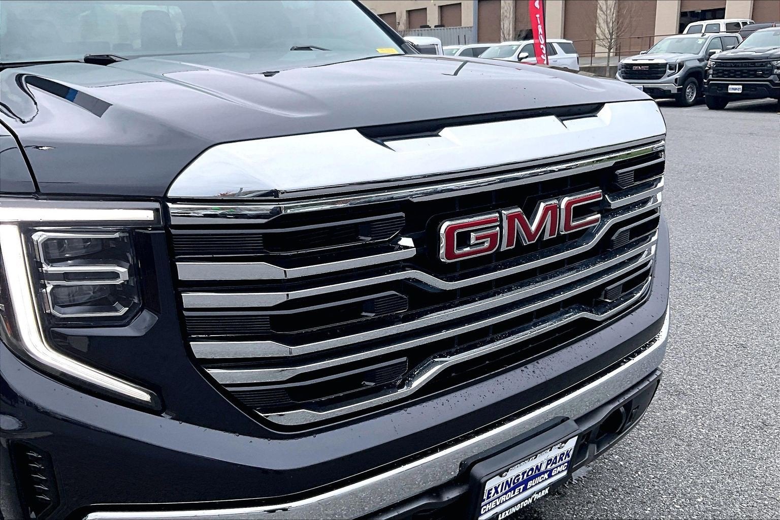2023 GMC Sierra 1500 SLT