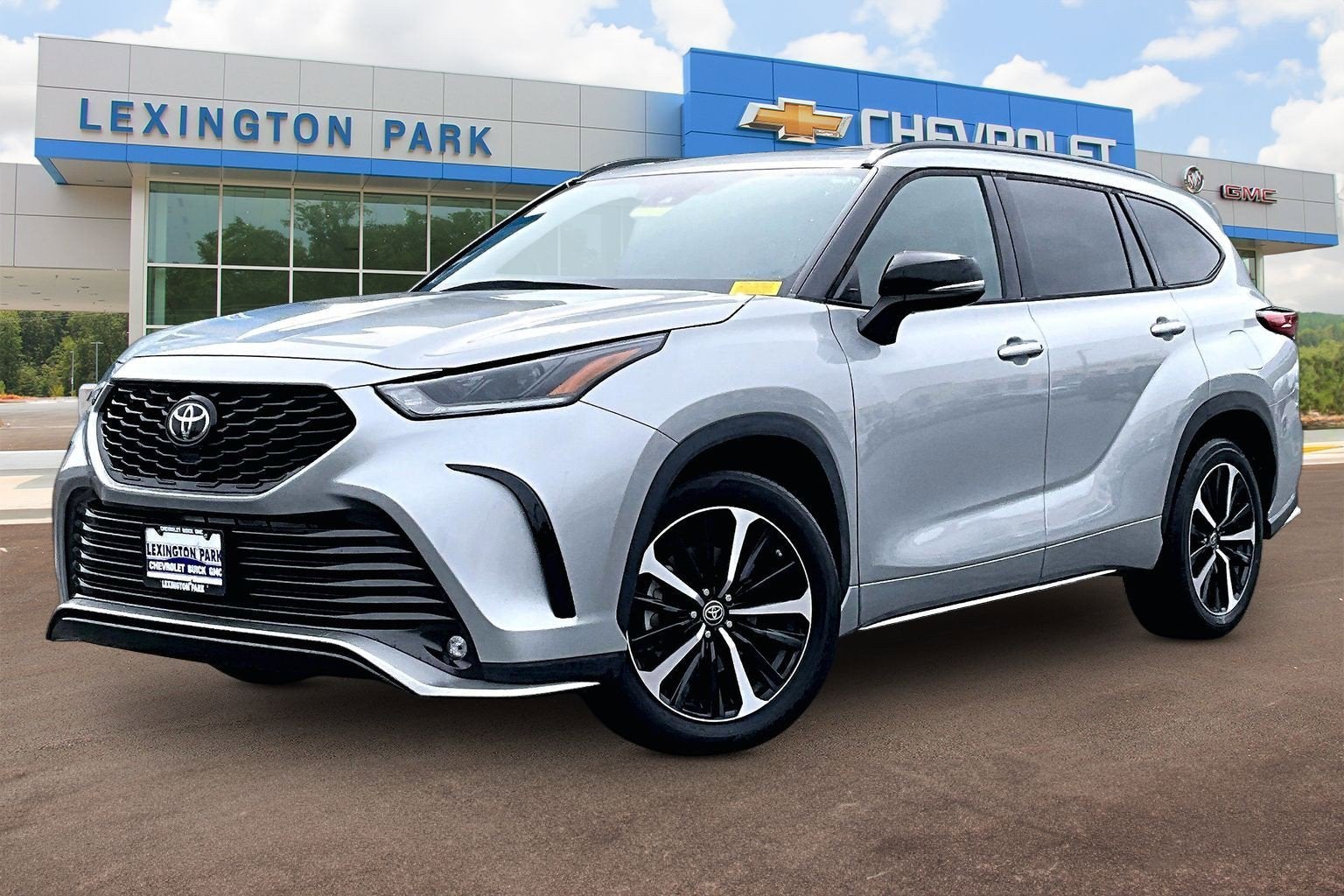 2022 Toyota Highlander XSE